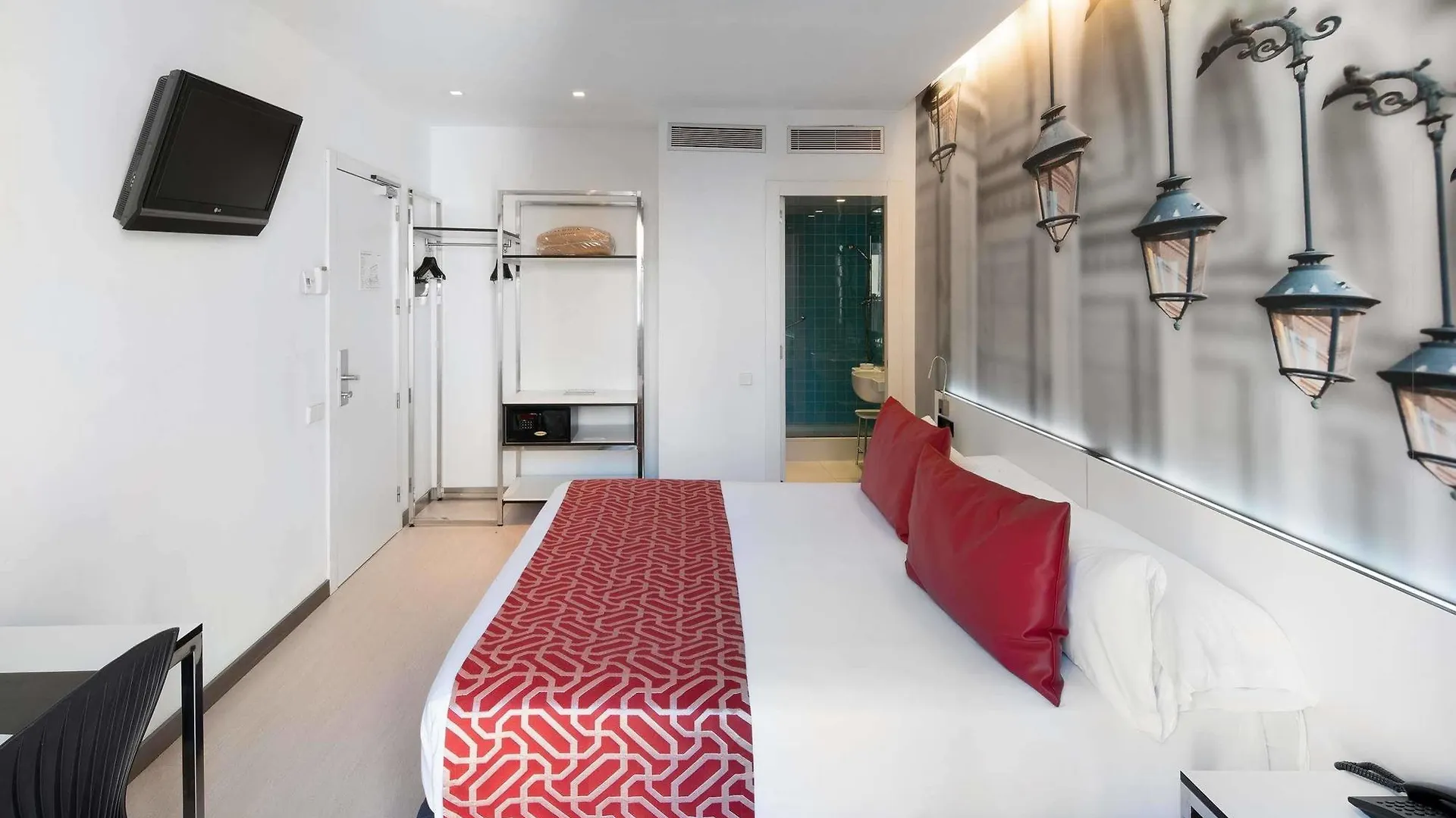 Catalonia Avinyo Hotel Barcelona