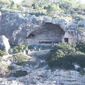 apartamentos-cala-figuera.balearic-islands.net/
